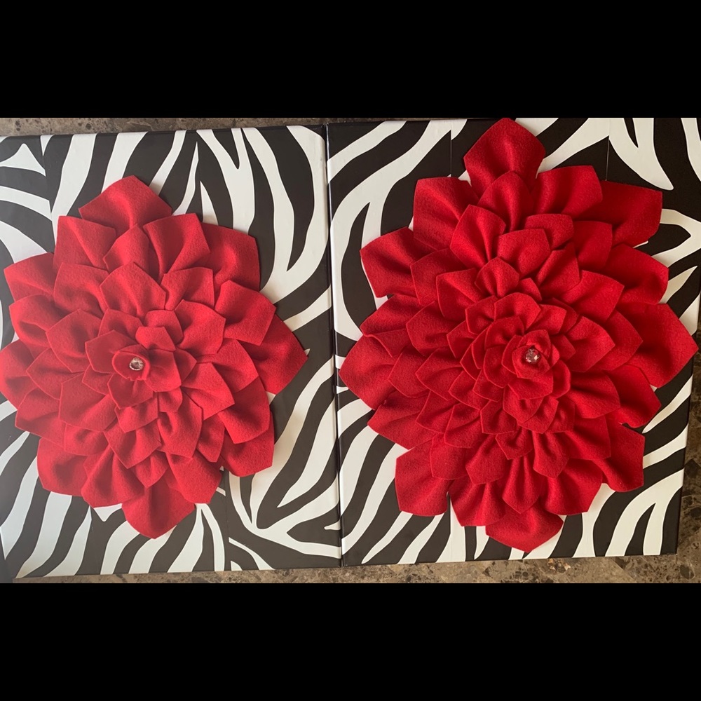 Flower Wall Decor - Picture 3 of 3